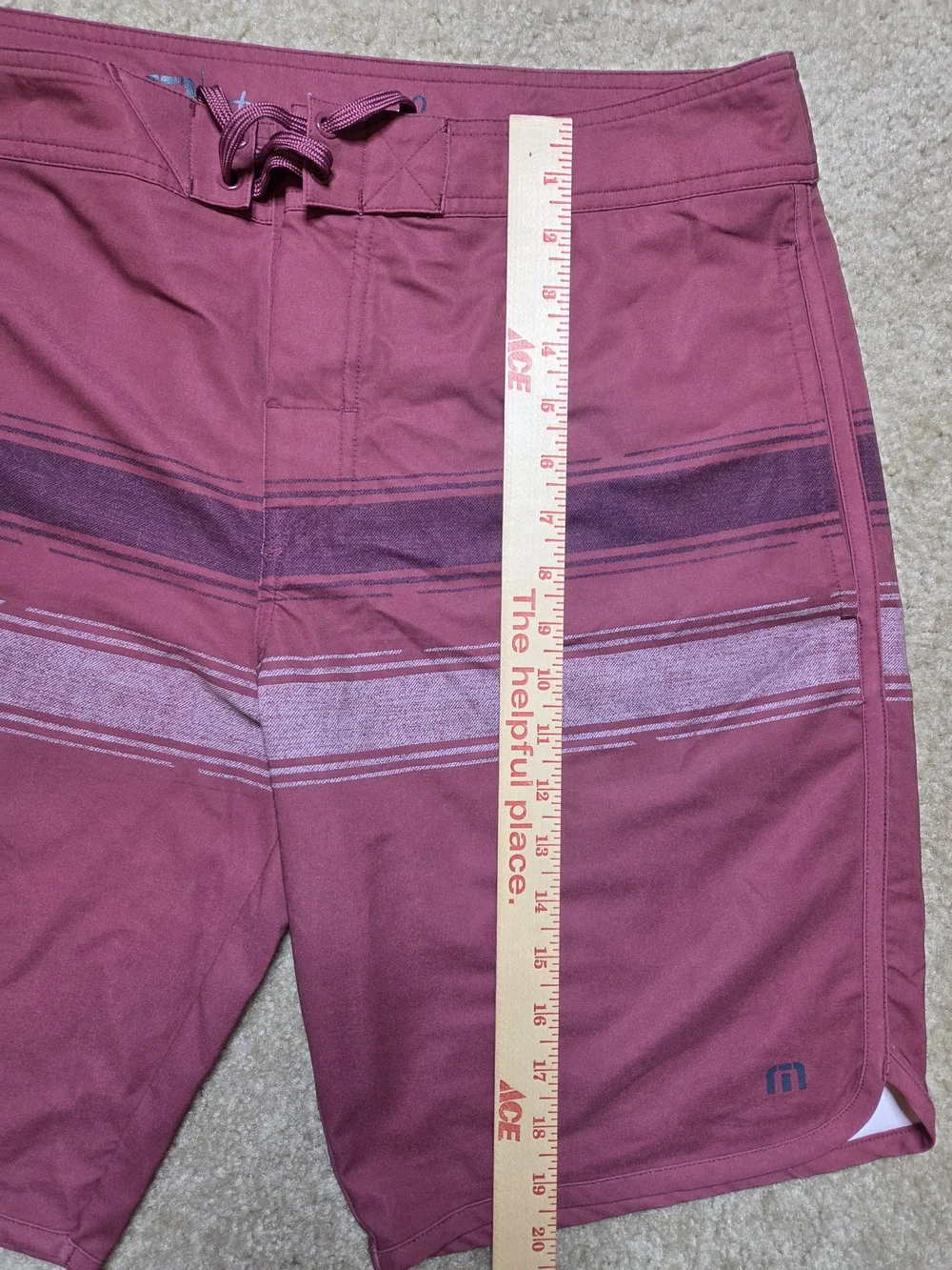 Travis Mathew Confetti King Burgundy Striped Board Shorts Size 36 Vacation Beach